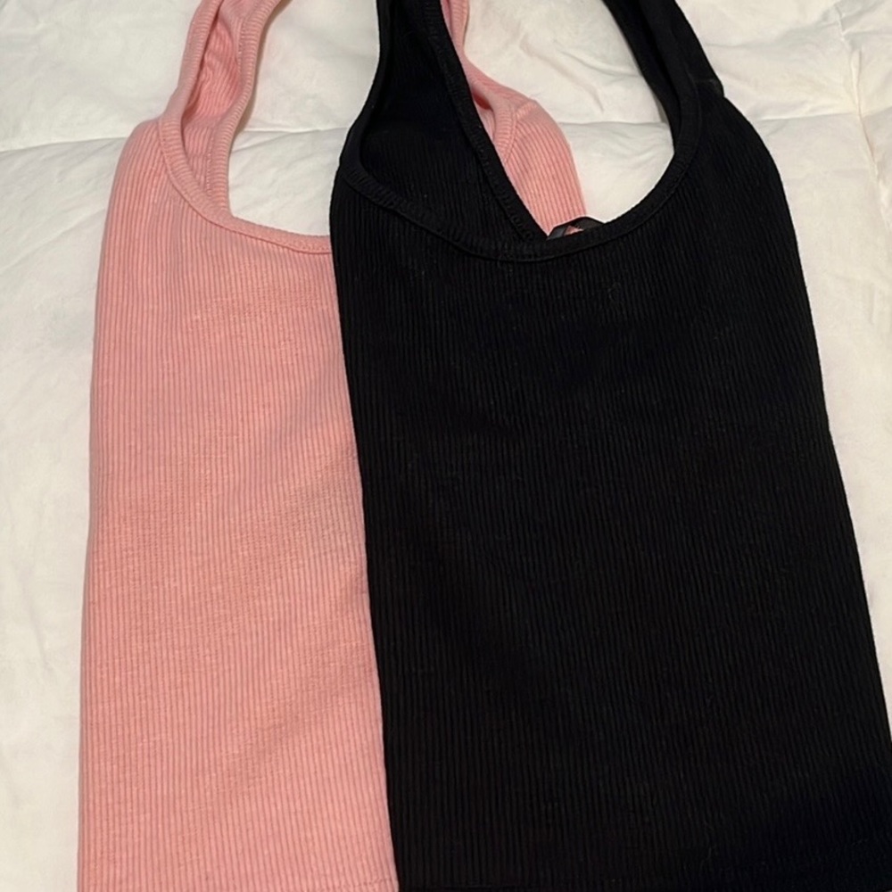 Set of halter tops